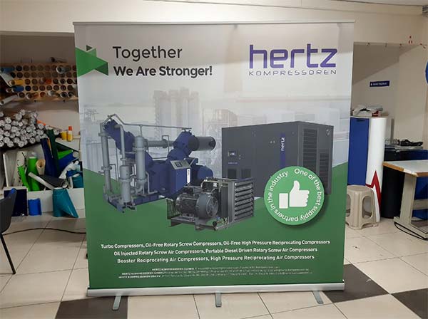 roll-up_banner