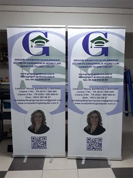 Roll up banner