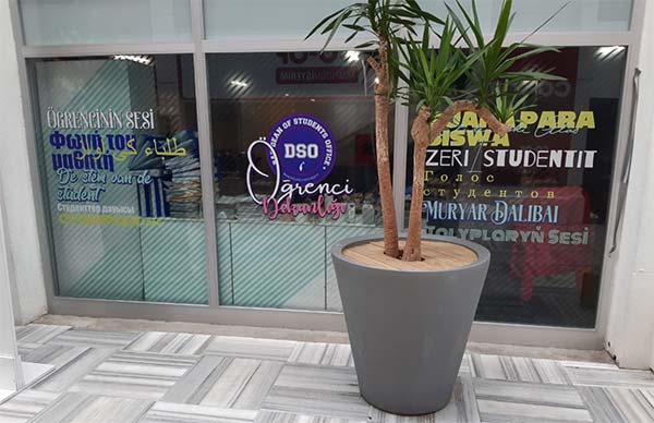 cephe reklam giydirme